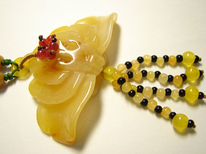 【8元精品】精品新疆黄玉<em>毛衣挂链</em>01款-人气拍