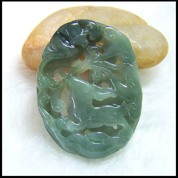 伟德国际梦见翡翠玉石是什么意思