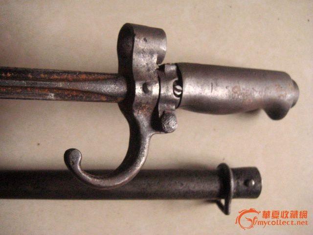 超级罕见古董,《德国一战前后三菱军刺》男人