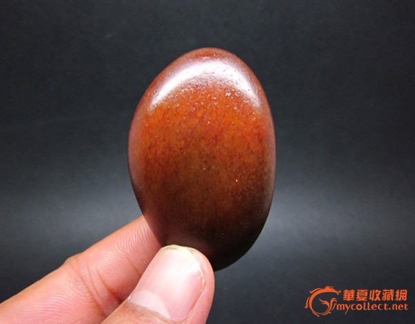 【精】和田玉籽料红沁原石35.4g