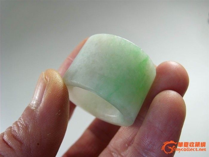 【清代】苹果绿翡翠扳指|【清代】苹果绿翡翠扳指拍卖|竞价|价格|交易-玉器拍卖-华夏收藏网