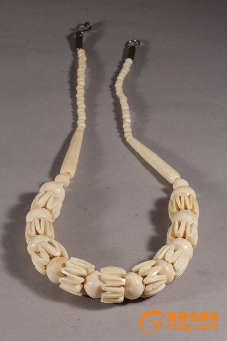 一堆老骨雕首饰 欧洲回流_在线拍卖网_艺术品
