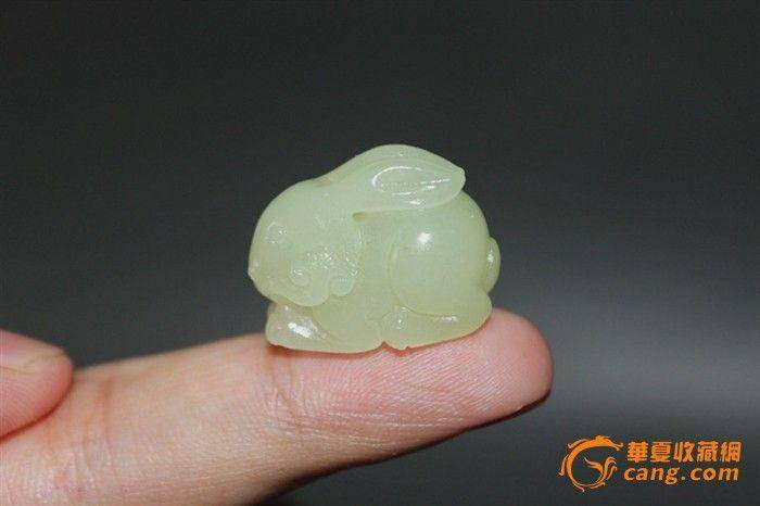 和田黄玉玉兔图3