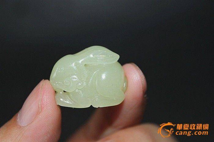 和田黄玉玉兔图5