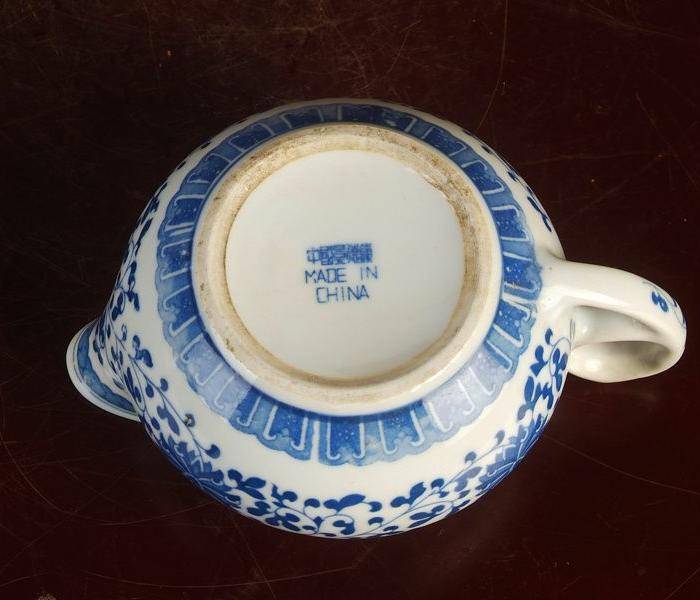 景德镇文革老厂瓷器/包老保真/出口瓷--青花玲花卉奶杯 公道杯图7