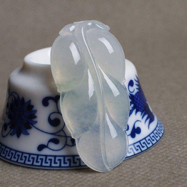 冰种起荧翡翠树叶吊坠 L06图4
