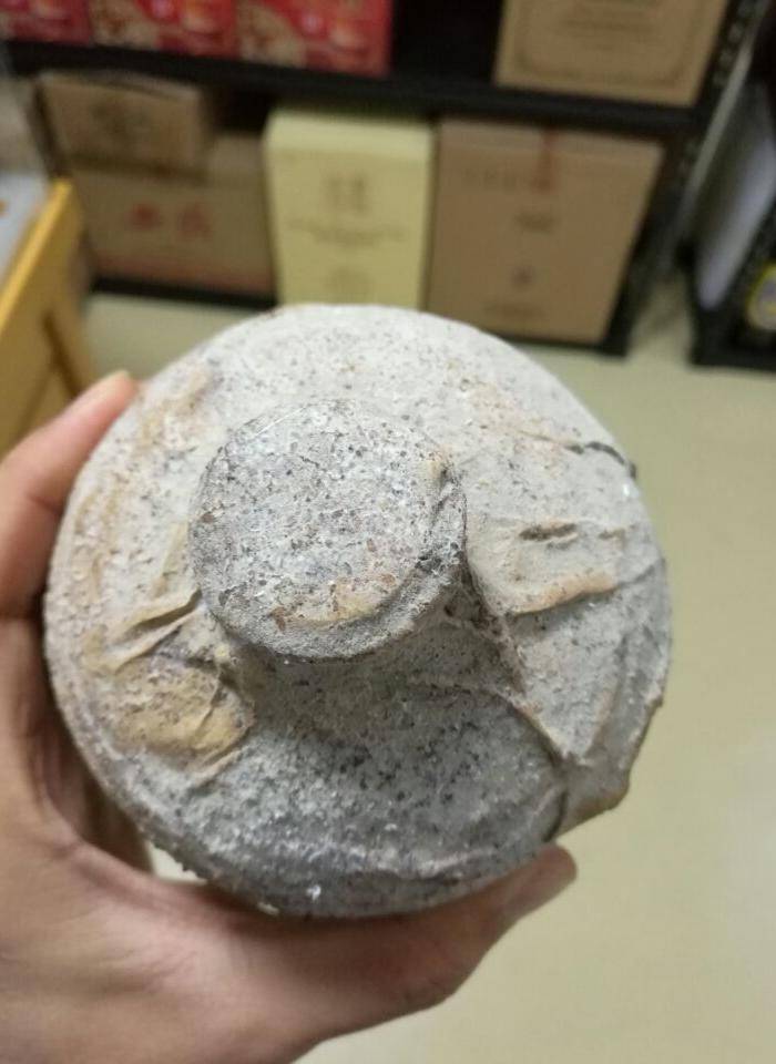 【八年洞藏老酒,贵州茅台镇53度纯粮酱香】编号11705图3
