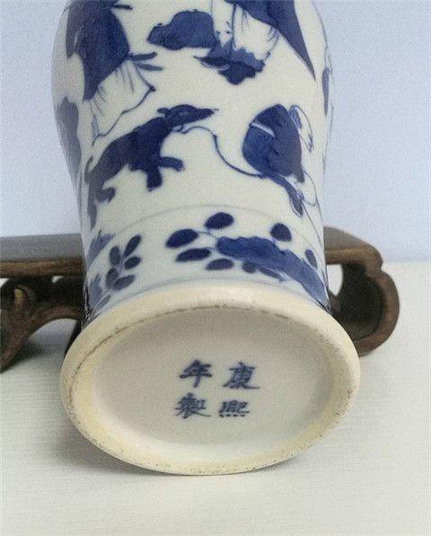 精品清代人物瓶图2