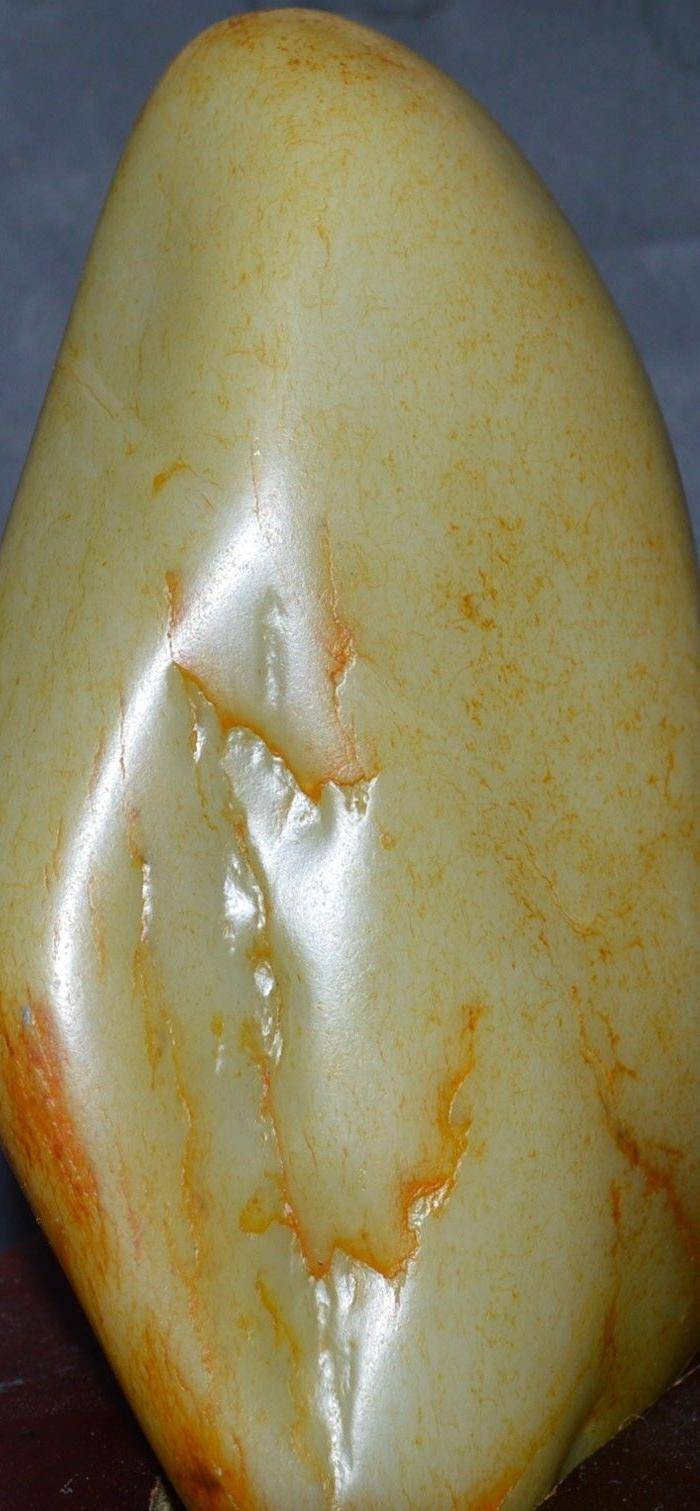 和田玉籽料原石图3
