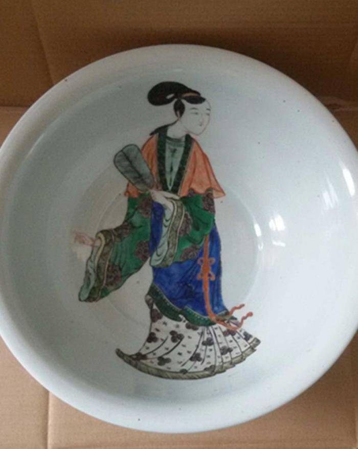 秀色可餐纹五彩大碗图8