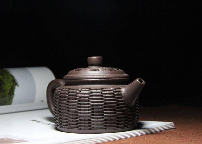 韩培东 原矿紫泥 竹编德钟壶图5