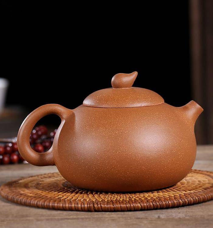 周红飞黄金段泥清香壶图3
