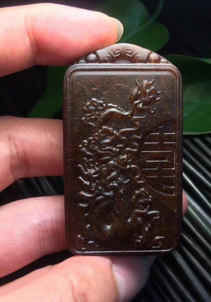 手工雕刻龙凤双喜牌图4