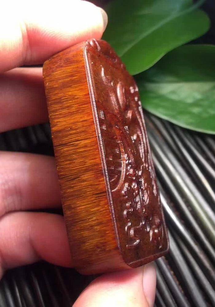 手工雕刻龙凤双喜牌图5