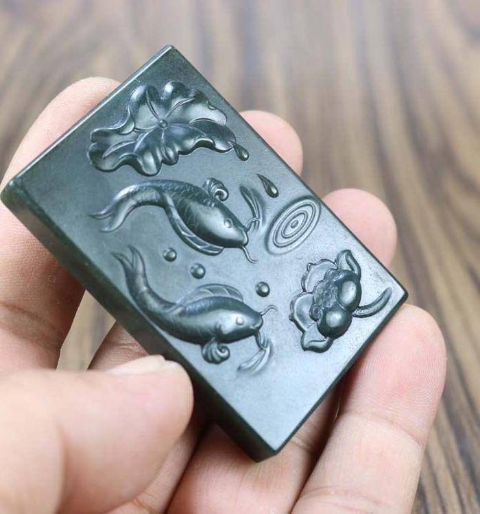 和田玉精雕 连年有余 牌子,有权威鉴定证书!超低一口价!图3