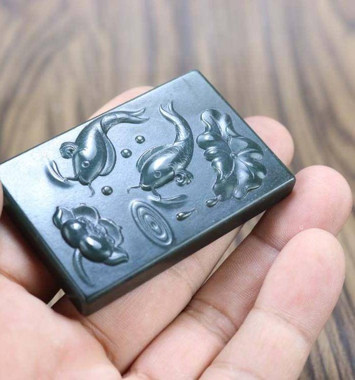 和田玉精雕 连年有余 牌子,有权威鉴定证书!超低一口价!图5