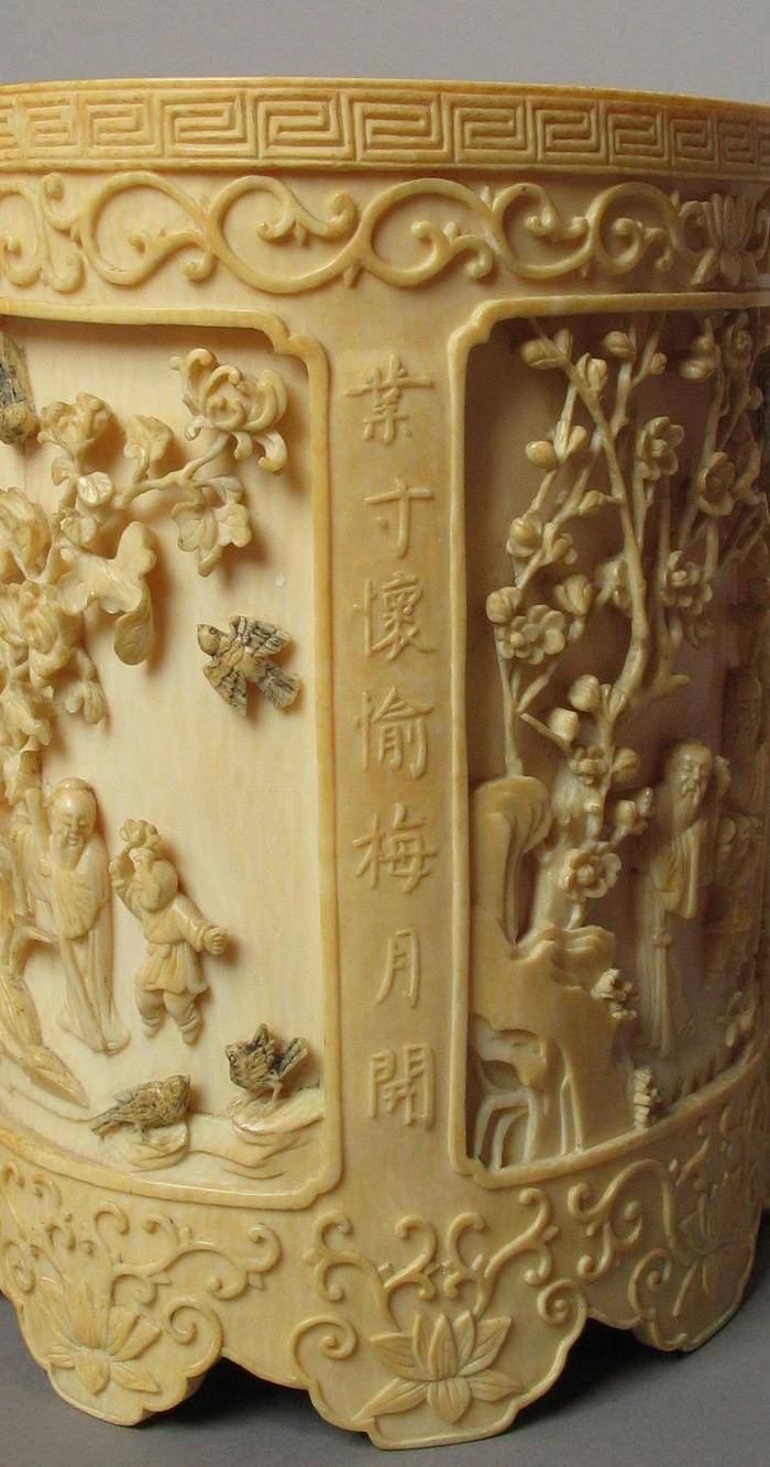 欧美回流 精雕四面开光人物故事纹笔筒图5