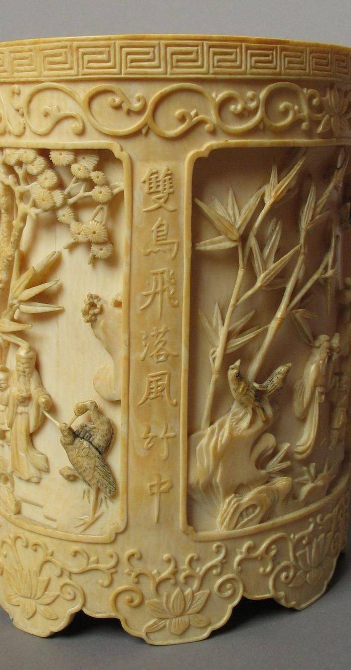 欧美回流 精雕四面开光人物故事纹笔筒图7
