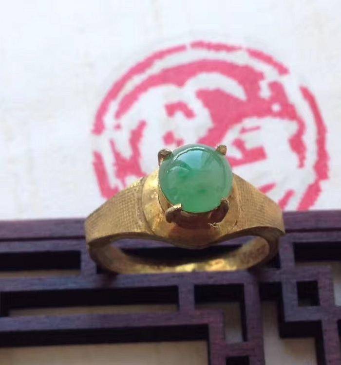 天然A货翡翠冰透辣绿戒指XB551图2