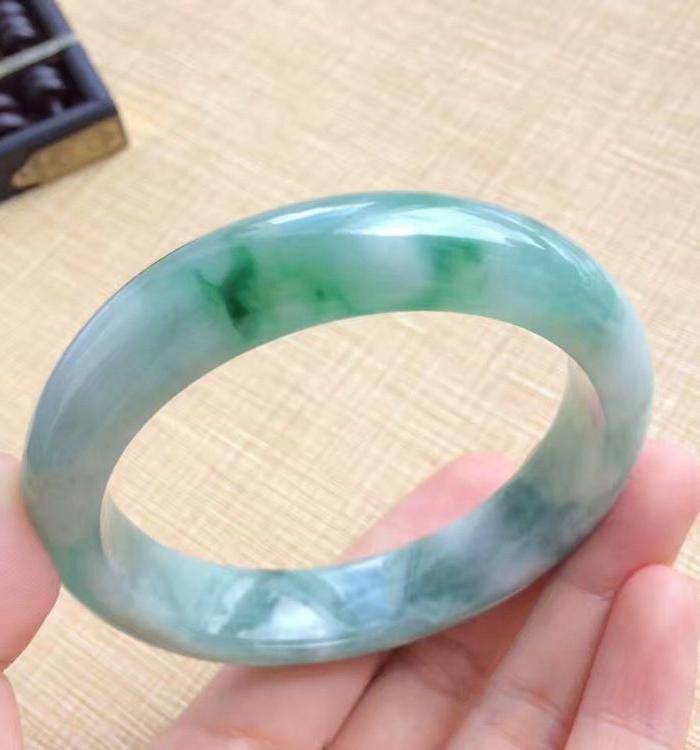 天然A货翡翠无裂冰种辣绿手镯55圈 2610图8