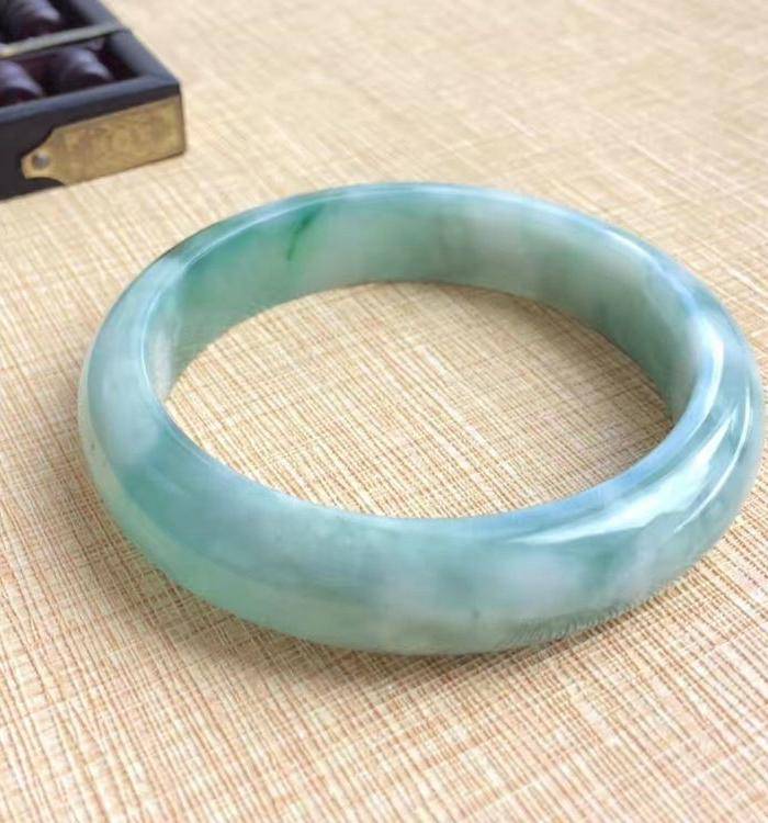 天然A货翡翠无裂冰种辣绿手镯55圈 2610图3