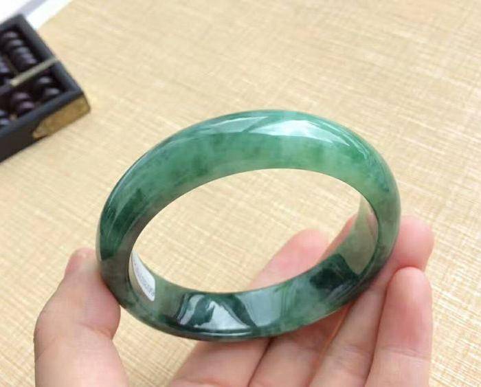 天然A货翡翠水润无裂满绿辣绿手镯54圈 2604图6