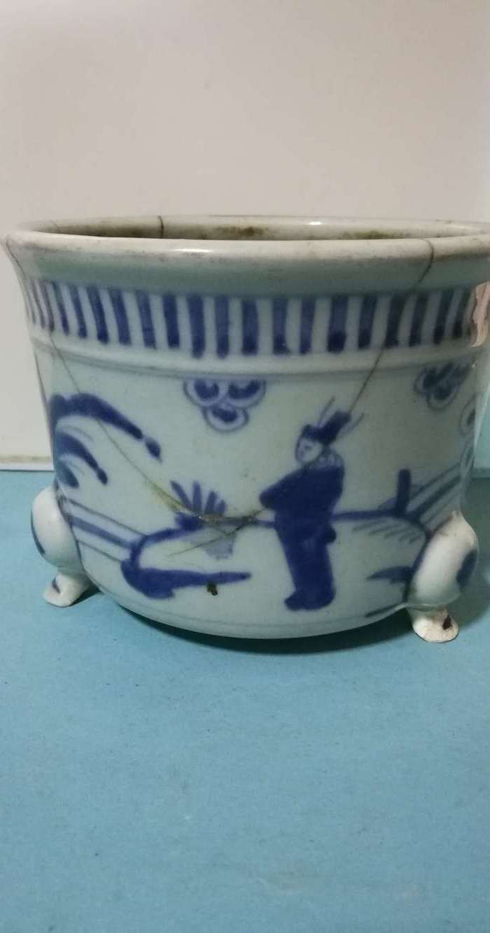万历青花神仙人物三足炉图2