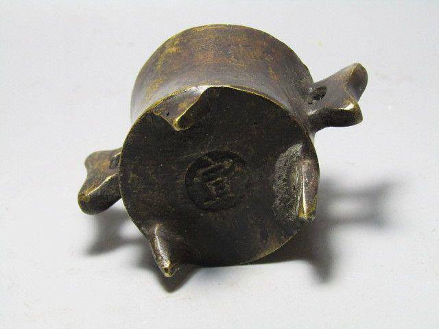 双立耳 带款 三足 铜香炉 手工斩刻 氧化清晰图3