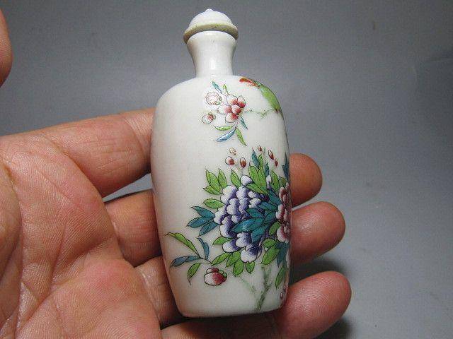 手绘 花开富贵 陶瓷鼻烟壶 画工精美图8