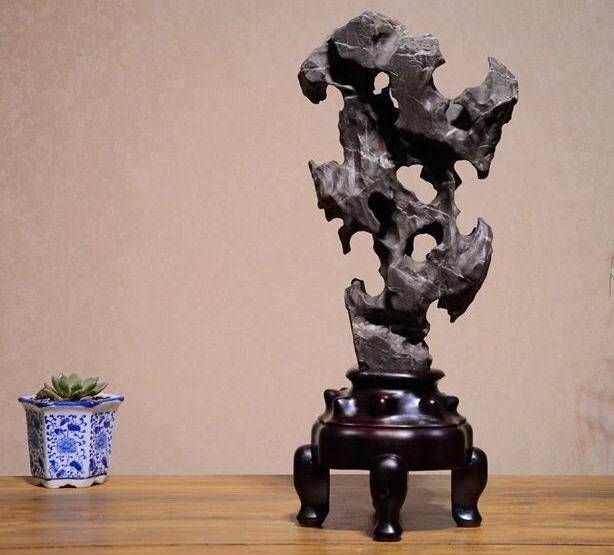 太湖石头贡石案头奇石摆件 送苏作红木座 图5