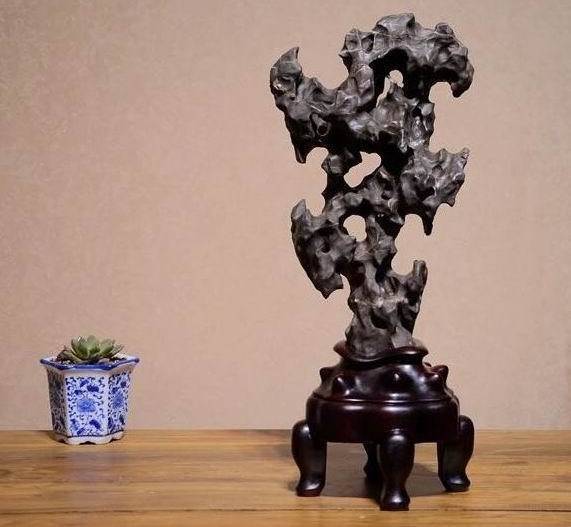 太湖石头贡石案头奇石摆件 送苏作红木座 图6