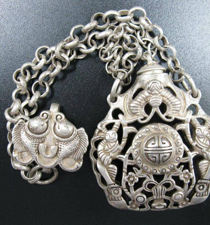 精品 清代老银福祷纹香曩挂饰图3