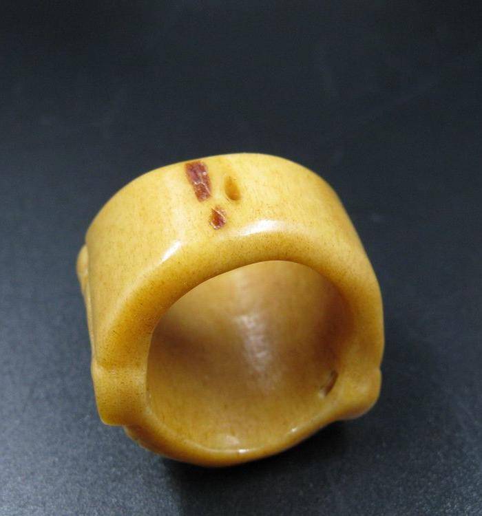老骨雕 辟邪指环图3