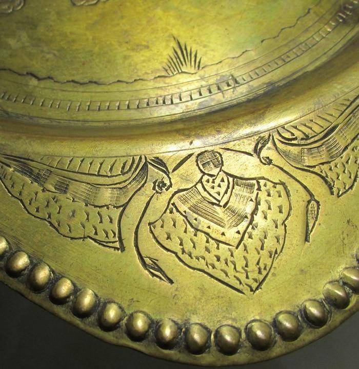 19世纪 錾刻人物故事铜鎏金壁挂饰图3