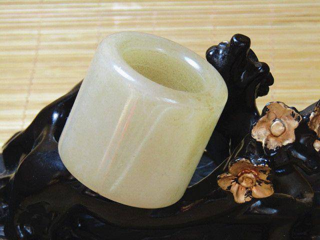 和田榶玉 扳指 玉质极其熟润图5