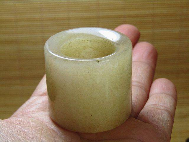 和田榶玉 扳指 玉质极其熟润图6