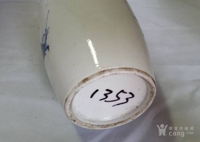 同治青花博古图观音瓶图5