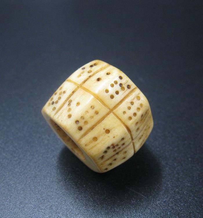 老骨雕 辟邪护身饰品图3
