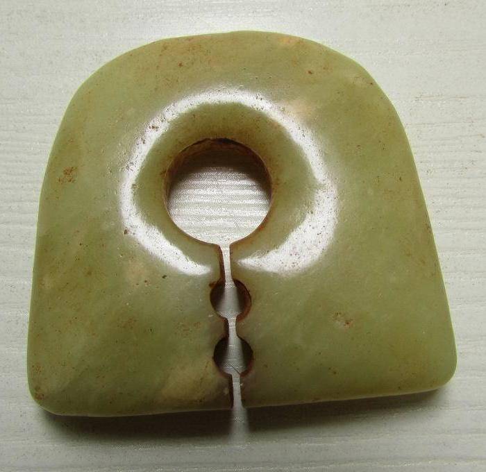 黄龙玉把玩件图2