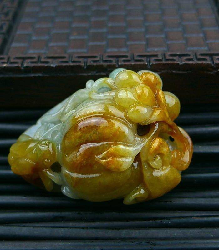 冰润双彩精雕花开富贵吊坠图4