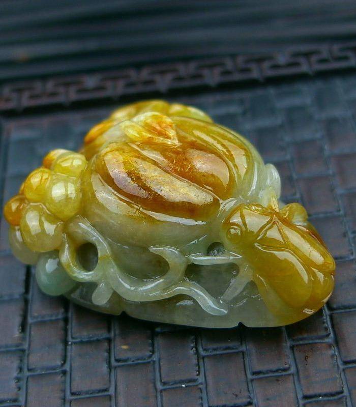 冰润双彩精雕花开富贵吊坠图9