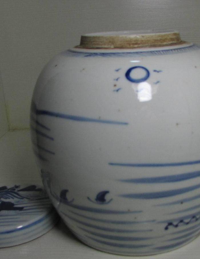 乾隆青花通景山水大罐图4