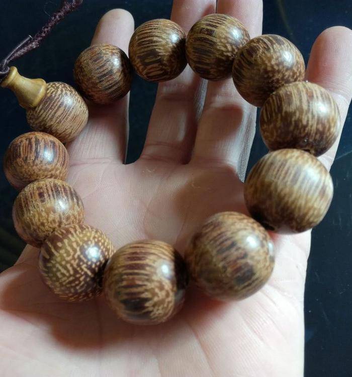 满鱼子纹手串图6