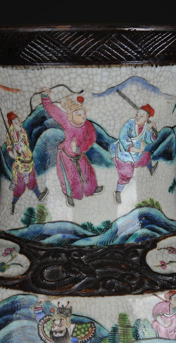 欧美回流 清 极美粉彩刀马人大瓶图9