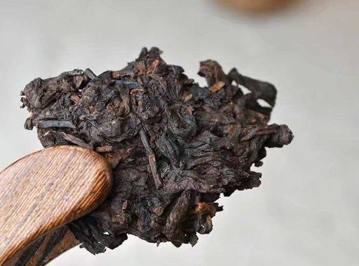 收藏品 2009年八年臻品云南普洱熟茶357克七子饼纯正勐海味茶叶一饼图7