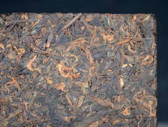 2008年普洱茶叶老班章树生茶古树茶 250克砖茶普洱图3