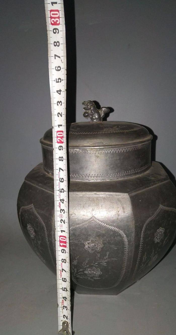 雕刻精美老锡罐一对图11