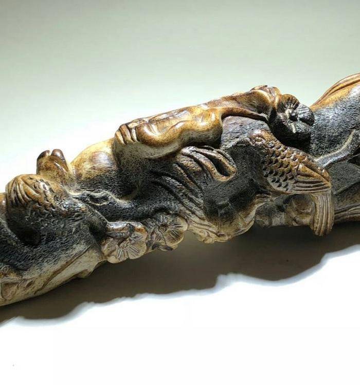 清 珍贵 骨质 喜鹊登梅 笔架 手工雕刻 工艺 十分不错 包浆老厚 蝌图2