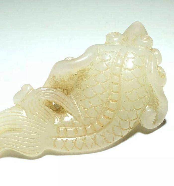 清 和田白玉 连年有余 挂件 白度不错 手工雕刻 北方工艺 皮壳自然图5