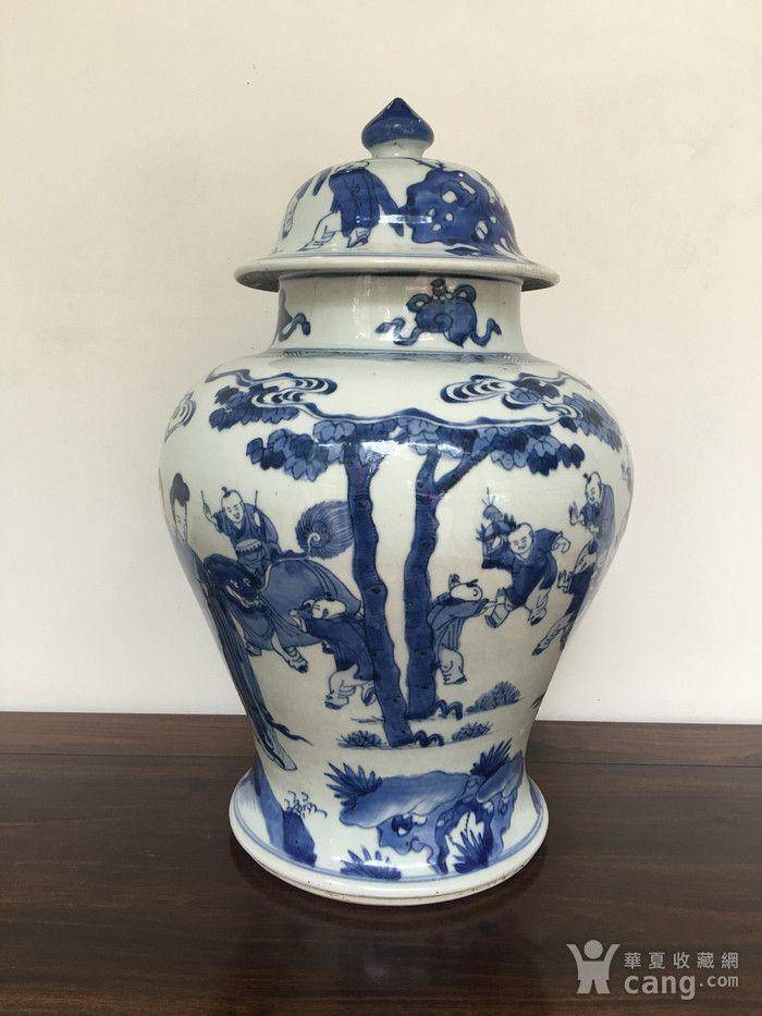 康熙青花四妃十六子将军罐图3